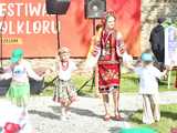 [WIDEO/FOTO] Występy zagranicznych zespołów podczas Śniadania na Trawie w Forcie Gaj. Ruszył 33. Międzynarodowy Festiwal Folkloru