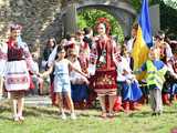 [WIDEO/FOTO] Występy zagranicznych zespołów podczas Śniadania na Trawie w Forcie Gaj. Ruszył 33. Międzynarodowy Festiwal Folkloru