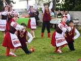 [WIDEO/FOTO] Występy zagranicznych zespołów podczas Śniadania na Trawie w Forcie Gaj. Ruszył 33. Międzynarodowy Festiwal Folkloru