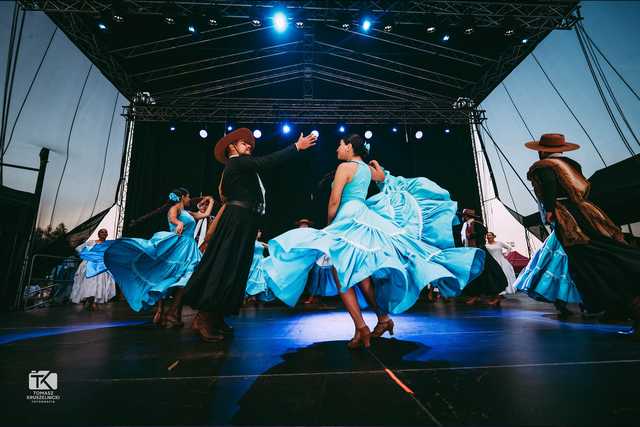 [FOTO] Wielokulturowa uczta podczas Koncertu Inauguracyjnego. Trwa 33. Międzynarodowy Festiwal Folkloru w Strzegomiu