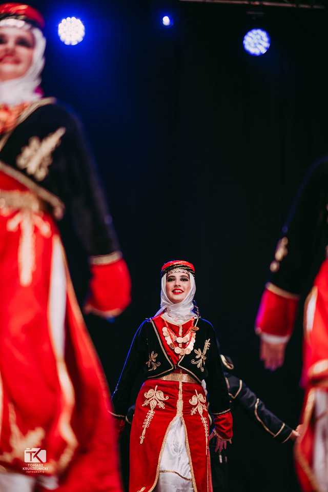 [FOTO] Wielokulturowa uczta podczas Koncertu Inauguracyjnego. Trwa 33. Międzynarodowy Festiwal Folkloru w Strzegomiu