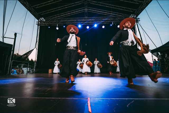 [FOTO] Wielokulturowa uczta podczas Koncertu Inauguracyjnego. Trwa 33. Międzynarodowy Festiwal Folkloru w Strzegomiu