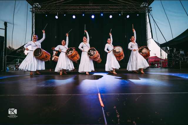 [FOTO] Wielokulturowa uczta podczas Koncertu Inauguracyjnego. Trwa 33. Międzynarodowy Festiwal Folkloru w Strzegomiu