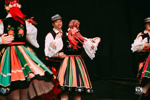 [FOTO] Wielokulturowa uczta podczas Koncertu Inauguracyjnego. Trwa 33. Międzynarodowy Festiwal Folkloru w Strzegomiu