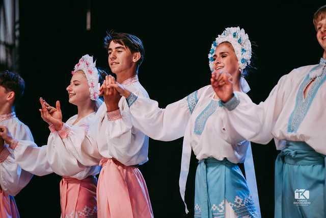 [FOTO] Wielokulturowa uczta podczas Koncertu Inauguracyjnego. Trwa 33. Międzynarodowy Festiwal Folkloru w Strzegomiu