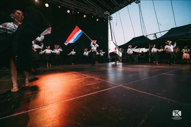 [FOTO] Wielokulturowa uczta podczas Koncertu Inauguracyjnego. Trwa 33. Międzynarodowy Festiwal Folkloru w Strzegomiu