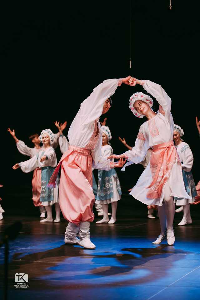 [FOTO] Wielokulturowa uczta podczas Koncertu Inauguracyjnego. Trwa 33. Międzynarodowy Festiwal Folkloru w Strzegomiu