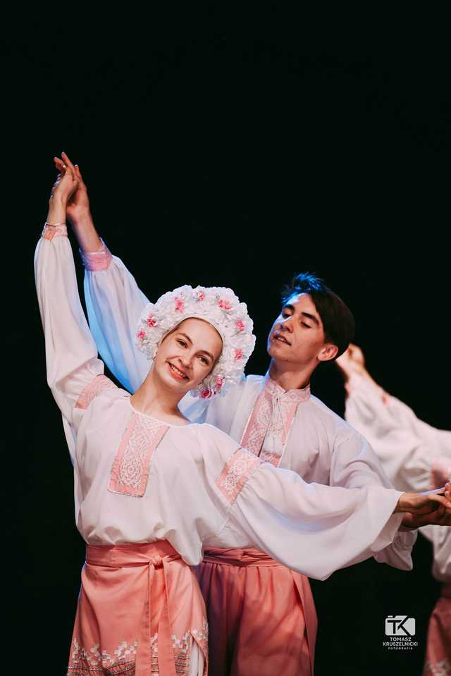 [FOTO] Wielokulturowa uczta podczas Koncertu Inauguracyjnego. Trwa 33. Międzynarodowy Festiwal Folkloru w Strzegomiu