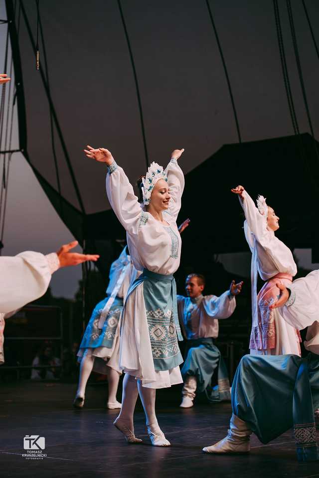 [FOTO] Wielokulturowa uczta podczas Koncertu Inauguracyjnego. Trwa 33. Międzynarodowy Festiwal Folkloru w Strzegomiu