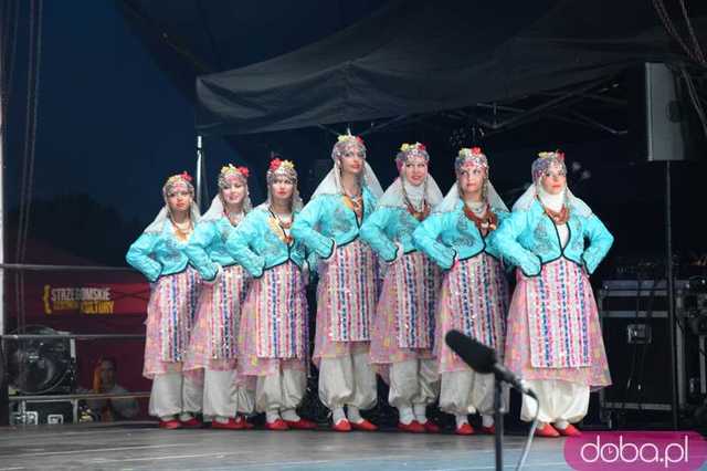 [FOTO] Strzegom rozbrzmiał muzyką świata – koncert galowy na półmetku festiwalu