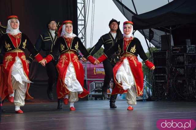 [FOTO] Strzegom rozbrzmiał muzyką świata – koncert galowy na półmetku festiwalu