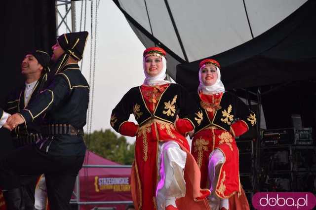 [FOTO] Strzegom rozbrzmiał muzyką świata – koncert galowy na półmetku festiwalu