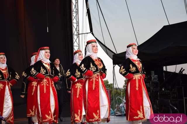 [FOTO] Strzegom rozbrzmiał muzyką świata – koncert galowy na półmetku festiwalu