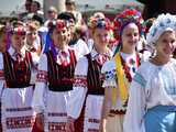 [WIDEO/DUŻO ZDJĘĆ] Wspólny polonez i degustacja światowych kuchni podczas Rynku Świata w Strzegomiu