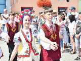 [WIDEO/DUŻO ZDJĘĆ] Wspólny polonez i degustacja światowych kuchni podczas Rynku Świata w Strzegomiu