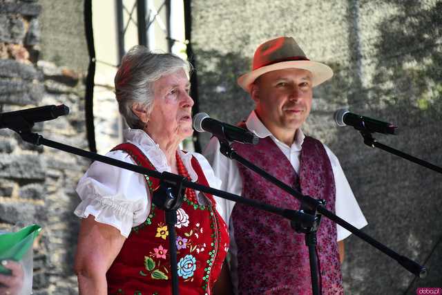 [WIDEO/FOTO] W rytmie ludowych przyśpiewek. Przegląd Zespołów Folklorystycznych na strzegomskich plantach