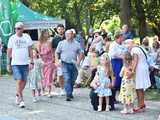 [WIDEO/FOTO] W rytmie ludowych przyśpiewek. Przegląd Zespołów Folklorystycznych na strzegomskich plantach