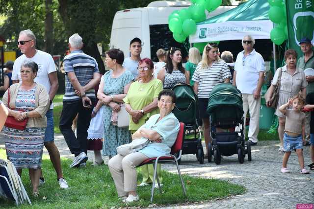 [WIDEO/FOTO] W rytmie ludowych przyśpiewek. Przegląd Zespołów Folklorystycznych na strzegomskich plantach