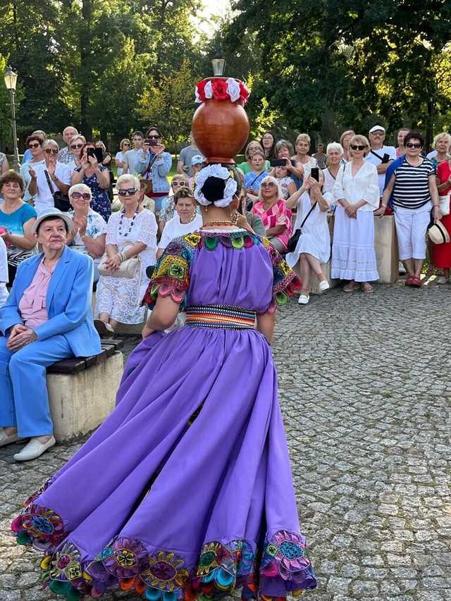 [FOTO] W Świebodzicach wystąpił paragwajski zespół ITAKYRY