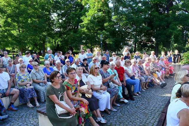 [FOTO] W Świebodzicach wystąpił paragwajski zespół ITAKYRY