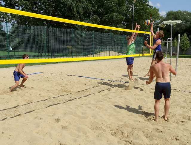 [FOTO] Rywalizowali w finałowym turnieju plażówki