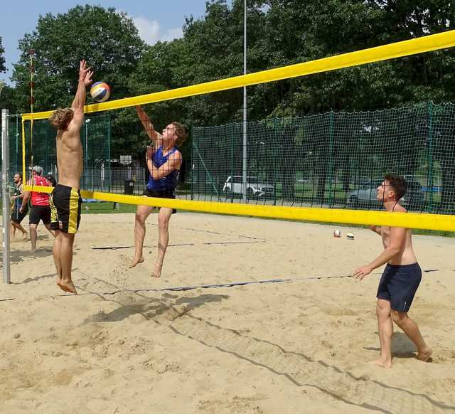 [FOTO] Rywalizowali w finałowym turnieju plażówki