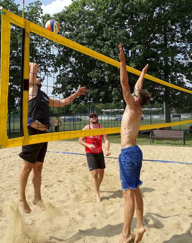 [FOTO] Rywalizowali w finałowym turnieju plażówki