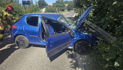 Tytuł Dachowanie na ul. Niepodległości – jedna osoba trafiła do szpitala