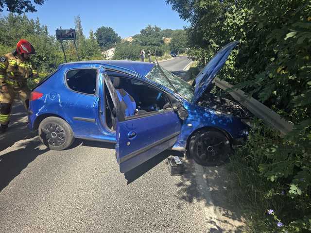 Tytuł Dachowanie na ul. Niepodległości – jedna osoba trafiła do szpitala