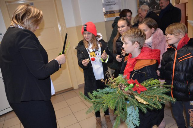 Uczniowie Szkoły z Klasą z wizytą w Starostwie