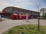punkty testowe na obecność koronawirusa drive-thru