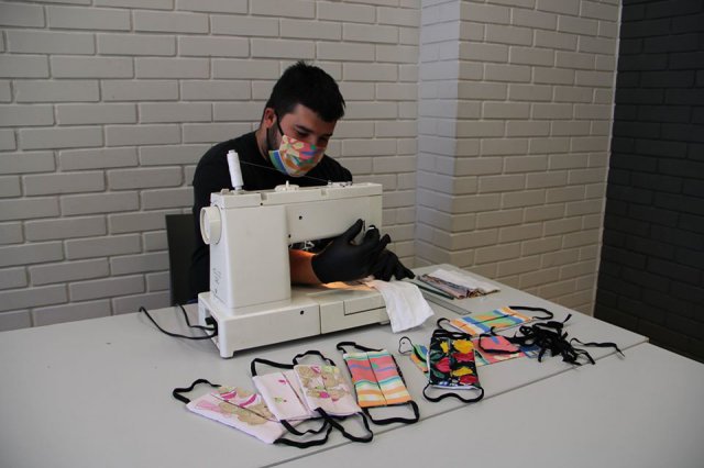 Biblioteka w sieci