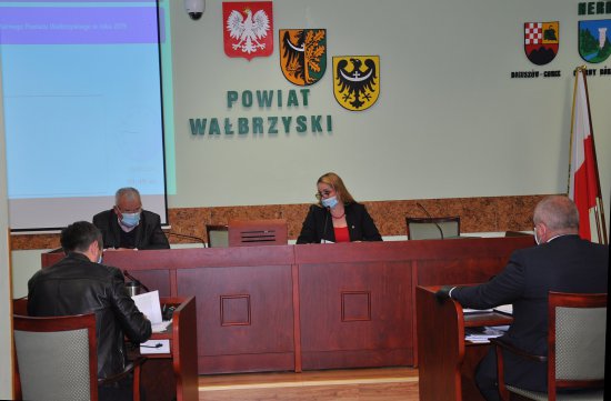 Zarząd Powiatu Wałbrzyskiego z absolutorium