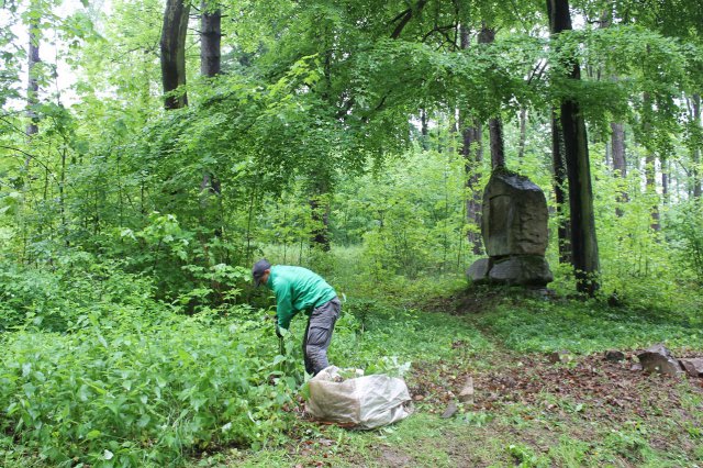 Czarnoborskie kapliczki i pomniki odzyskują blask