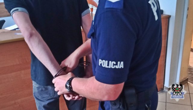 Troje złodziei w rękach policji
