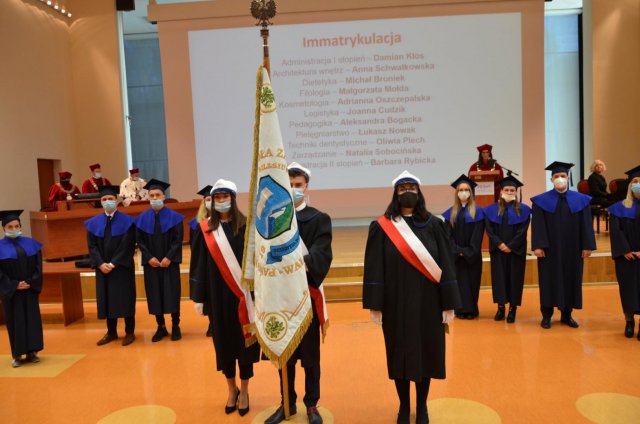 [FOTO] Rozpoczęcie roku akademickiego na Uczelni Silesiusa w Wałbrzychu