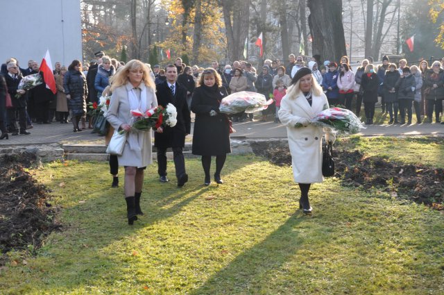 [FOTO] Powiatowe Obchody Święta Niepodległości w Szczawnie-Zdroju