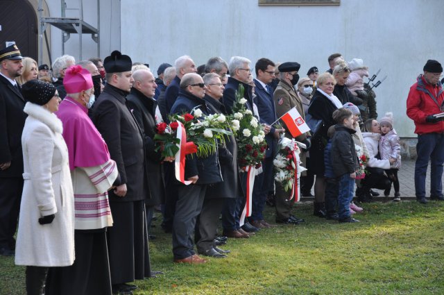 [FOTO] Powiatowe Obchody Święta Niepodległości w Szczawnie-Zdroju