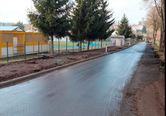 Modernizacja ulic Dworcowej i Sportowej w Mieroszowie dobiega końca