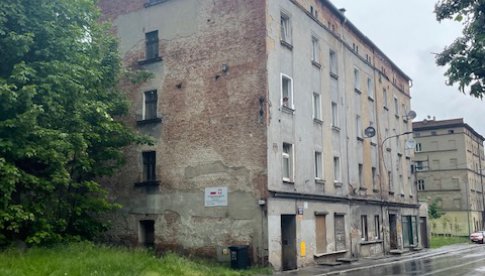 Gmina Wałbrzych wyremontuje dwa mieszkania przy ul. Niepodległości
