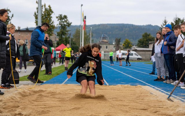 Zawody Lekkoatletyczne powiatu wałbrzyskiego w Mieroszowie rozstrzygnięte [Foto]