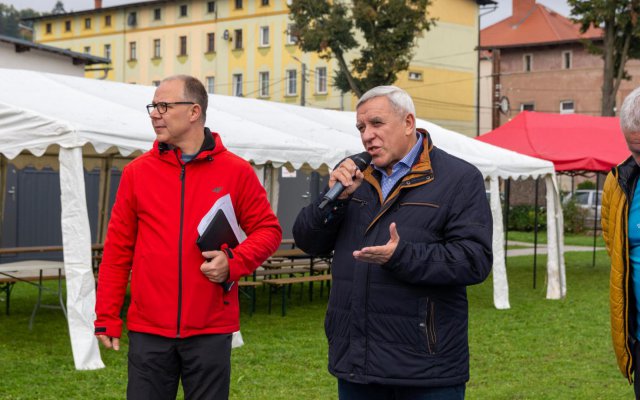 Zawody Lekkoatletyczne powiatu wałbrzyskiego w Mieroszowie rozstrzygnięte [Foto]