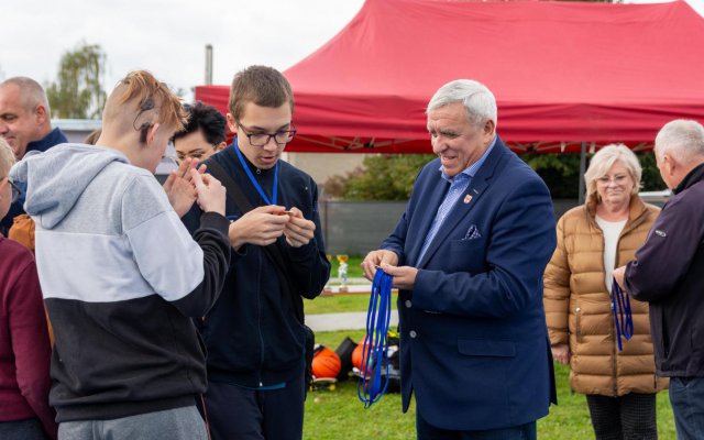 Zawody Lekkoatletyczne powiatu wałbrzyskiego w Mieroszowie rozstrzygnięte [Foto]
