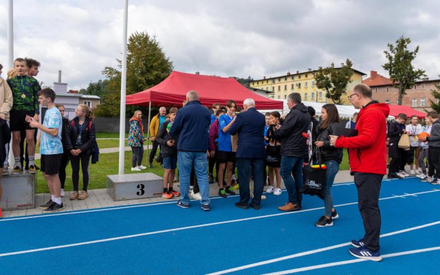 Zawody Lekkoatletyczne powiatu wałbrzyskiego w Mieroszowie rozstrzygnięte [Foto]