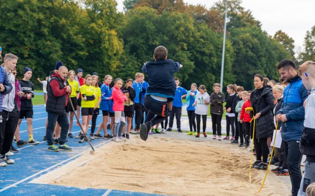 Zawody Lekkoatletyczne powiatu wałbrzyskiego w Mieroszowie rozstrzygnięte [Foto]
