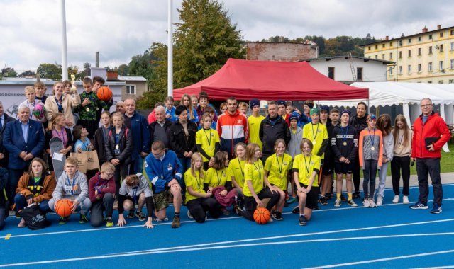Zawody Lekkoatletyczne powiatu wałbrzyskiego w Mieroszowie rozstrzygnięte [Foto]