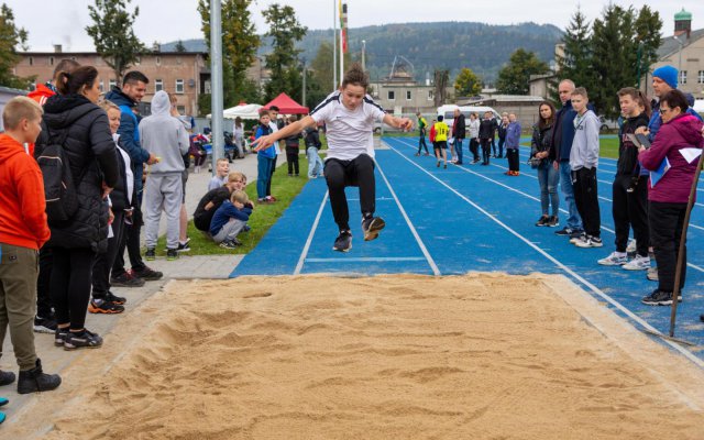 Zawody Lekkoatletyczne powiatu wałbrzyskiego w Mieroszowie rozstrzygnięte [Foto]