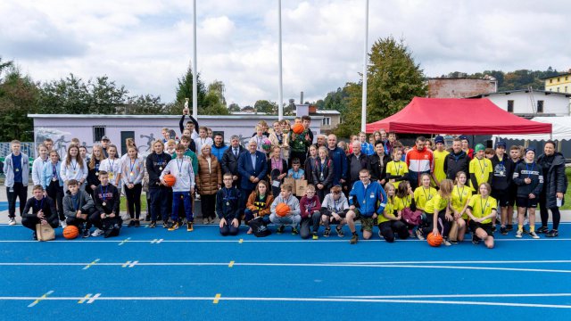 Zawody Lekkoatletyczne powiatu wałbrzyskiego w Mieroszowie rozstrzygnięte [Foto]