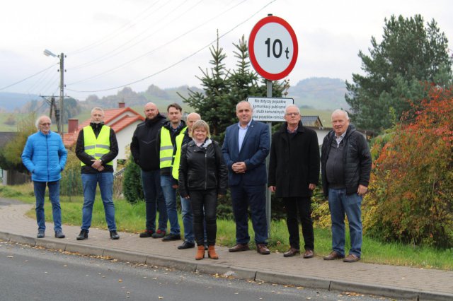 Zakończono remont ulicy Kolejowej w Głuszycy [Foto]