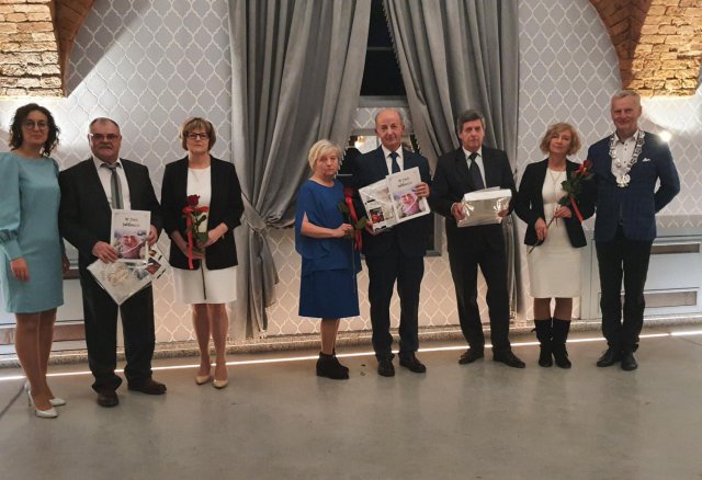 Uroczystość Jubileuszy Małżeńskich w Jedlinie-Zdroju [Foto]